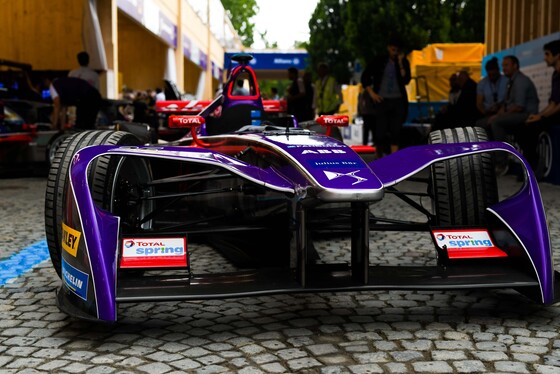 Spacesuit Collections Photo ID 76777, Lou Johnson, Zurich ePrix, Switzerland, 08/06/2018 17:06:10