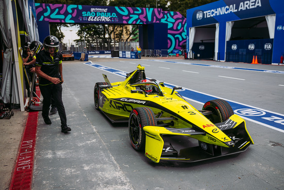 Spacesuit Collections Photo ID 517718, Adam Pigott, Sao Paulo ePrix, Brazil, 07/12/2024 15:15:37