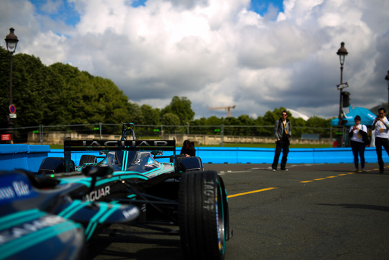 Spacesuit Collections Photo ID 21248, Shivraj Gohil, Paris ePrix, France, 19/05/2017 11:01:06