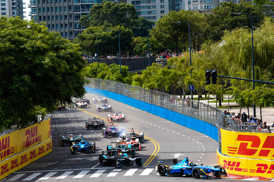 Spacesuit Collections Photo ID 9533, Dan Bathie, Buenos Aires ePrix, Argentina, 18/02/2017 15:04:08