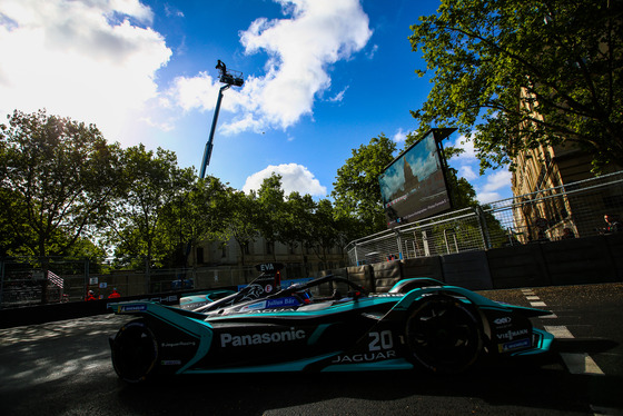 Spacesuit Collections Photo ID 141819, Shivraj Gohil, Paris ePrix, France, 27/04/2019 10:00:35