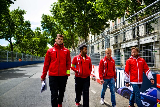 Spacesuit Collections Photo ID 20846, Nat Twiss, Paris ePrix, France, 19/05/2017 12:49:25