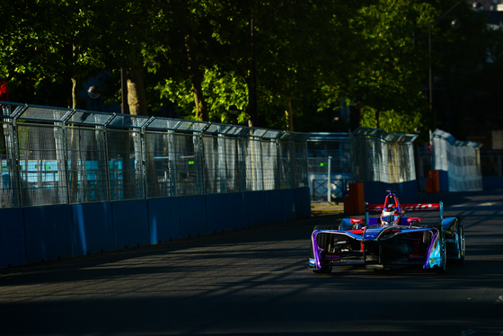 Spacesuit Collections Photo ID 21796, Lou Johnson, Paris ePrix, France, 20/05/2017 08:25:42