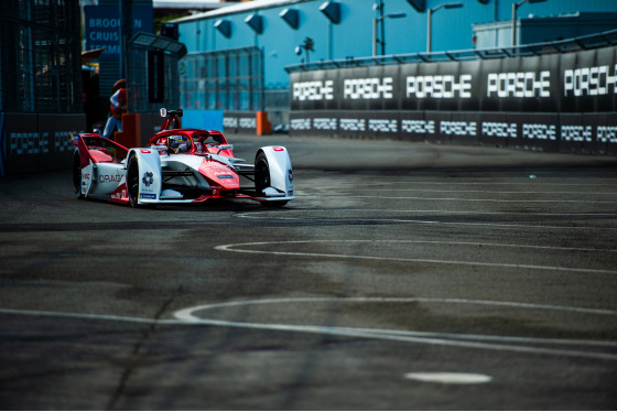 Spacesuit Collections Photo ID 253222, Peter Minnig, New York City ePrix, United States, 10/07/2021 08:15:19