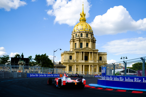 Spacesuit Collections Photo ID 22455, Lou Johnson, Paris ePrix, France, 20/05/2017 16:55:37