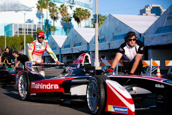 Spacesuit Collections Photo ID 107895, Shivraj Gohil, Long Beach ePrix, 04/04/2015 10:49:14