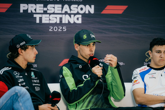 Spacesuit Collections Photo ID 537993, Birgit Dieryck, Formula 1 Aramco Pre-season Testing, Bahrain, 28/02/2025 14:35:26