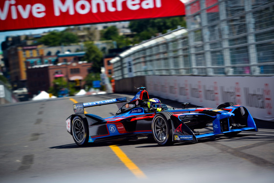 Spacesuit Collections Photo ID 38760, Nat Twiss, Montreal ePrix, Canada, 28/07/2017 15:12:07