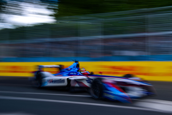 Spacesuit Collections Photo ID 22530, Nat Twiss, Paris ePrix, France, 20/05/2017 16:05:18