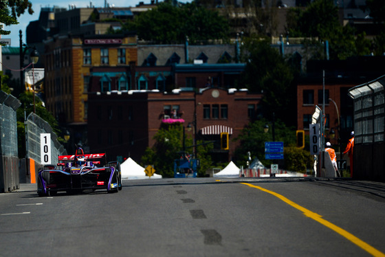 Spacesuit Collections Photo ID 38744, Nat Twiss, Montreal ePrix, Canada, 28/07/2017 15:09:52