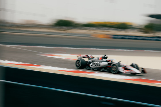 Spacesuit Collections Photo ID 537668, Birgit Dieryck, Formula 1 Aramco Pre-season Testing, Bahrain, 27/02/2025 10:29:51