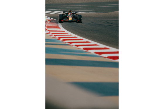 Spacesuit Collections Photo ID 538260, Birgit Dieryck, Formula 1 Aramco Pre-season Testing, Bahrain, 28/02/2025 16:20:37