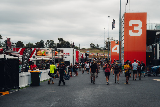 Spacesuit Collections Photo ID 528359, Levi Erb, Bathurst 12 Hour International, Australia, 31/01/2025 11:30:16