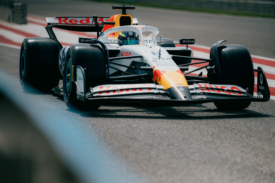 Spacesuit Collections Photo ID 537967, Birgit Dieryck, Formula 1 Aramco Pre-season Testing, Bahrain, 28/02/2025 11:44:51