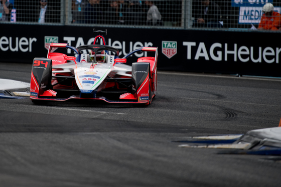 Spacesuit Collections Photo ID 139634, Lou Johnson, Rome ePrix, Italy, 13/04/2019 15:27:42