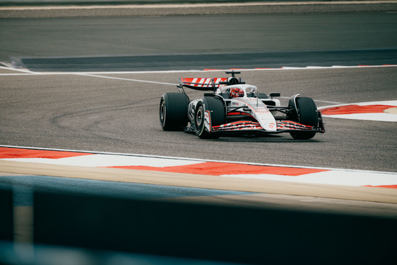 Spacesuit Collections Photo ID 538110, Birgit Dieryck, Formula 1 Aramco Pre-season Testing, Bahrain, 27/02/2025 10:28:15