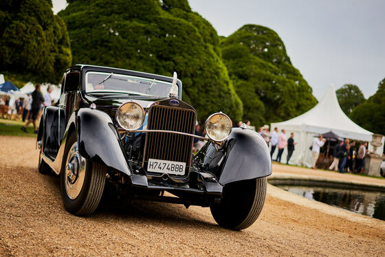 Spacesuit Collections Image ID 331488, James Lynch, Concours of Elegance, UK, 02/09/2022 10:42:11