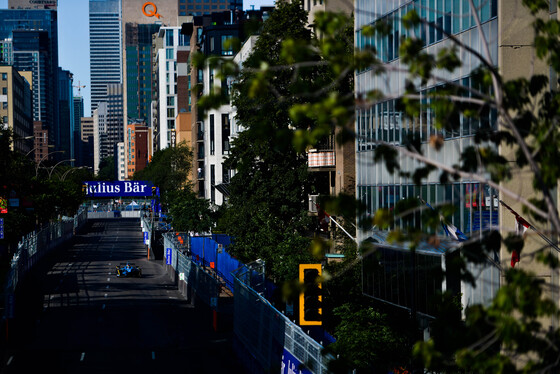 Spacesuit Collections Photo ID 39723, Nat Twiss, Montreal ePrix, Canada, 29/07/2017 08:24:07