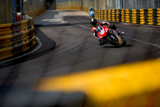 Spacesuit Collections Photo ID 176128, Peter Minnig, Macau Grand Prix 2019, Macao, 16/11/2019 05:21:28