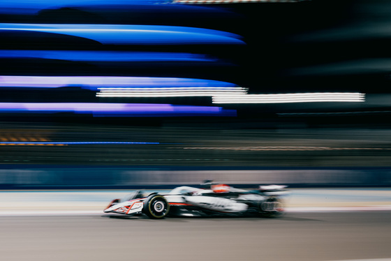 Spacesuit Collections Photo ID 538095, Birgit Dieryck, Formula 1 Aramco Pre-season Testing, Bahrain, 28/02/2025 18:35:11