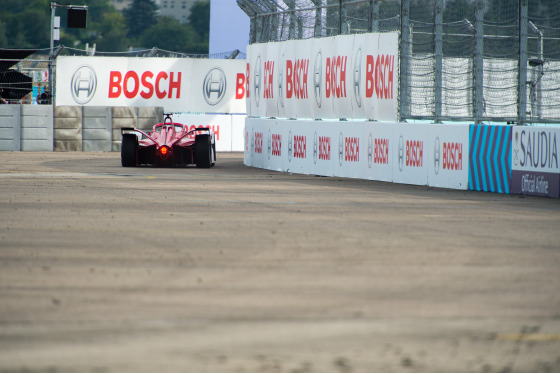 Spacesuit Collections Photo ID 262410, Peter Minnig, Berlin ePrix, Germany, 13/08/2021 17:25:01