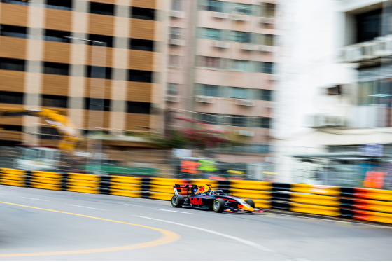 Spacesuit Collections Photo ID 175916, Peter Minnig, Macau Grand Prix 2019, Macao, 16/11/2019 02:18:44