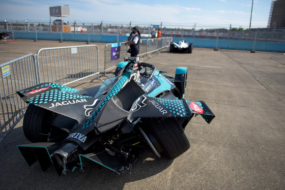 Spacesuit Collections Photo ID 265939, Peter Minnig, Berlin ePrix, Germany, 15/08/2021 16:30:37