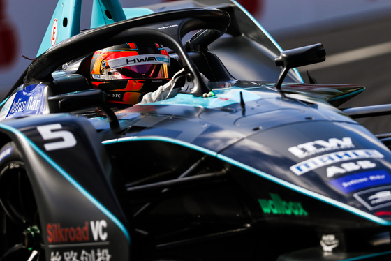 Spacesuit Collections Photo ID 142124, Shivraj Gohil, Paris ePrix, France, 27/04/2019 10:32:18