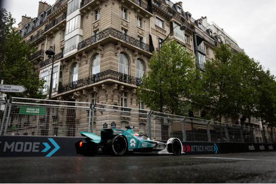 Spacesuit Collections Photo ID 141588, Shivraj Gohil, Paris ePrix, France, 27/04/2019 07:44:27