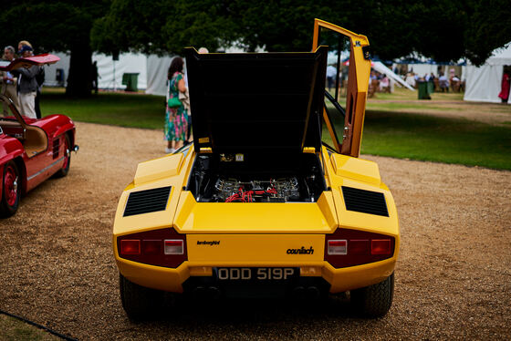 Spacesuit Collections Image ID 331368, James Lynch, Concours of Elegance, UK, 02/09/2022 12:29:15