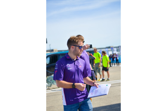 Spacesuit Collections Photo ID 26011, Lou Johnson, Berlin ePrix, Germany, 09/06/2017 09:34:01