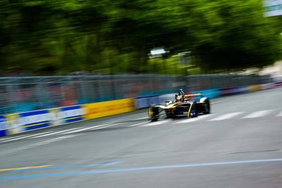 Spacesuit Collections Photo ID 21839, Nat Twiss, Paris ePrix, France, 20/05/2017 10:39:37