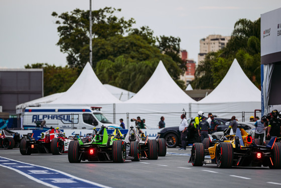 Spacesuit Collections Photo ID 517727, Adam Pigott, Sao Paulo ePrix, Brazil, 07/12/2024 15:44:39