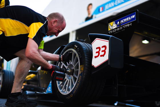 Spacesuit Collections Photo ID 8395, Dan Bathie, Buenos Aires ePrix, Argentina, 17/02/2017 09:20:28