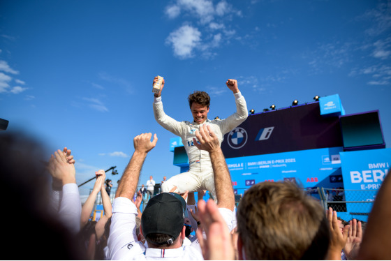 Spacesuit Collections Photo ID 265527, Peter Minnig, Berlin ePrix, Germany, 15/08/2021 16:57:32