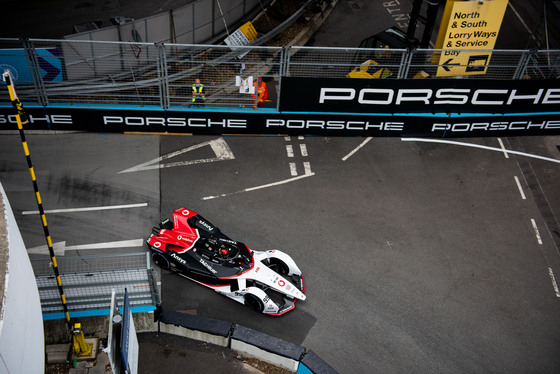 Spacesuit Collections Photo ID 258368, Peter Minnig, London ePrix, UK, 25/07/2021 08:02:41