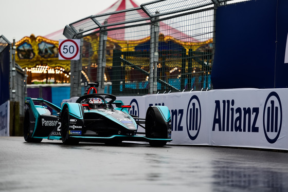 Spacesuit Collections Photo ID 132427, Lou Johnson, Hong Kong ePrix, Hong Kong, 10/03/2019 12:01:35