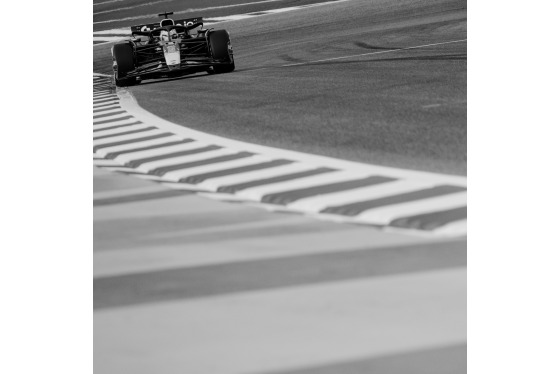 Spacesuit Collections Photo ID 538259, Birgit Dieryck, Formula 1 Aramco Pre-season Testing, Bahrain, 28/02/2025 16:20:37