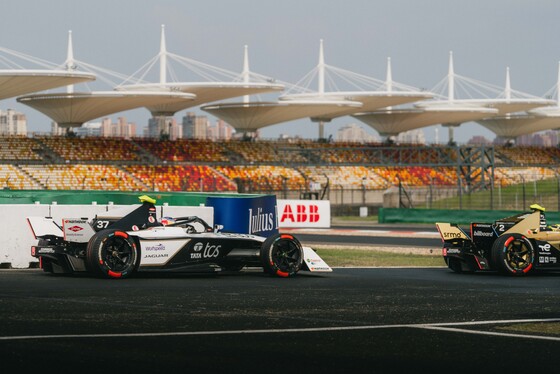 Spacesuit Collections Photo ID 481535, Jake Osborne, Shanghai ePrix, China, 26/05/2024 15:18:09