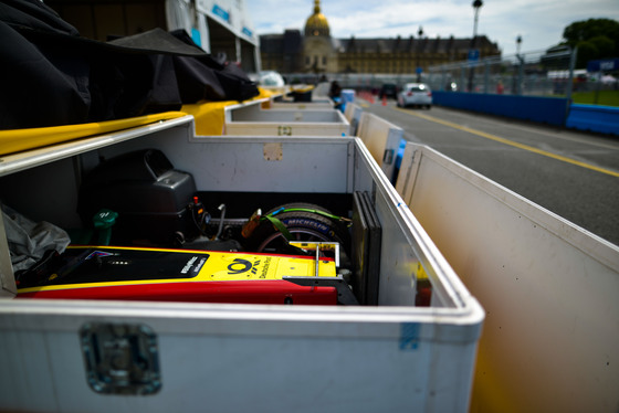 Spacesuit Collections Photo ID 20210, Nat Twiss, Paris ePrix, France, 17/05/2017 15:14:41