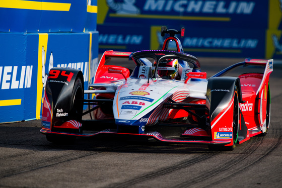 Spacesuit Collections Photo ID 149602, Lou Johnson, Berlin ePrix, Germany, 24/05/2019 18:27:15