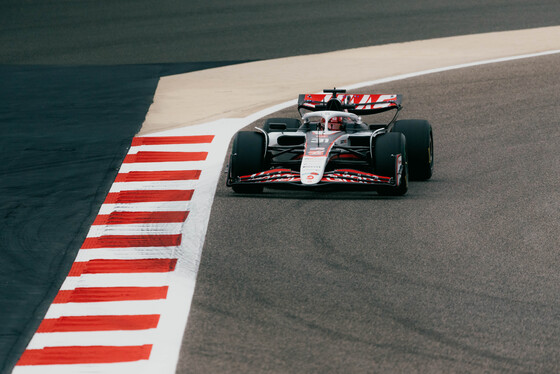 Spacesuit Collections Photo ID 538114, Birgit Dieryck, Formula 1 Aramco Pre-season Testing, Bahrain, 27/02/2025 10:56:38