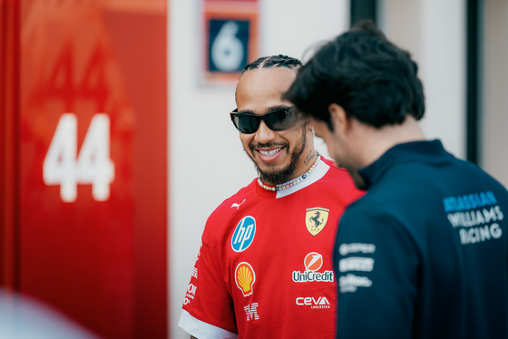 Spacesuit Collections Photo ID 537988, Birgit Dieryck, Formula 1 Aramco Pre-season Testing, Bahrain, 28/02/2025 14:27:21