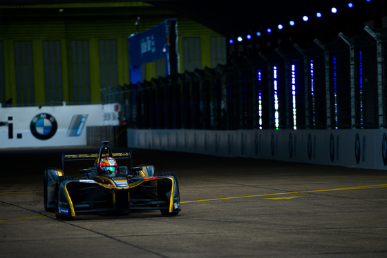 Spacesuit Collections Photo ID 26496, Lou Johnson, Berlin ePrix, Germany, 10/06/2017 10:39:32