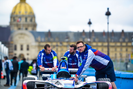 Spacesuit Collections Photo ID 21020, Nat Twiss, Paris ePrix, France, 19/05/2017 09:56:13