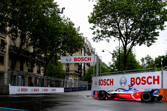 Spacesuit Collections Photo ID 141632, Lou Johnson, Paris ePrix, France, 27/04/2019 07:43:21