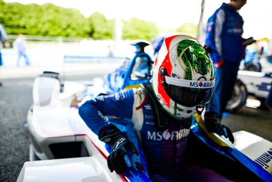 Spacesuit Collections Photo ID 20803, Nat Twiss, Paris ePrix, France, 19/05/2017 11:07:37