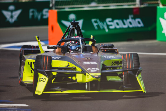 Spacesuit Collections Photo ID 530173, Shiv Gohil, Jeddah ePrix, Saudi Arabia, 14/02/2025 13:30:55