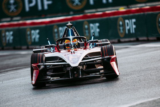 Spacesuit Collections Photo ID 522096, Adam Pigott, Mexico City ePrix, Mexico, 11/01/2025 07:33:17